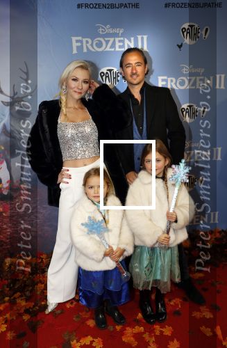 Amsterdam 16 november 2019
Premiere Frozen 2 in Tuschinski. Susanna Klibansky met man Louis en hun kinderen