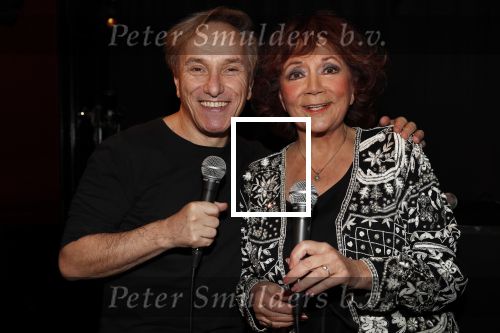 Amsterdam 21 november 2019
CD presentatie Therese Steinmetz in het Apollofirst hotel.
Therese zingt met Philippe Elan