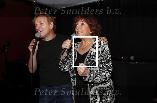 Amsterdam 21 november 2019
CD presentatie Therese Steinmetz in het Apollofirst hotel.
Therese zingt met Philippe Elan