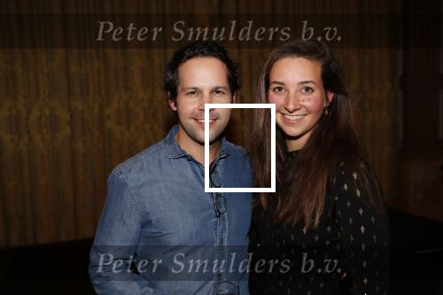 Amsterdam 25 november 2019
Boekpresentatie Victor Mids en Oscar Verpoort ( MINDFUCK) in het Amstel Hotel . Hans Kazan krijgt het eerste exemplaar. Victor met zijn vriendin Myrthe