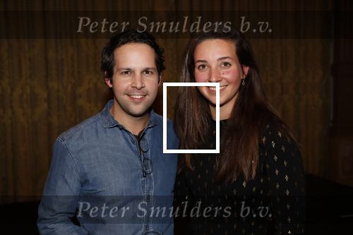 Amsterdam 25 november 2019
Boekpresentatie Victor Mids en Oscar Verpoort ( MINDFUCK) in het Amstel Hotel . Hans Kazan krijgt het eerste exemplaar. Victor met zijn vriendin Myrthe