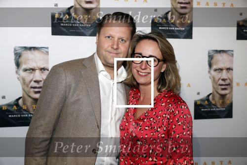 Amsterdam 2 december 2019
Boep presentatie Marco v Basten in de stadsschouwburg van Amsterdam.
Broer Wesly Bronkhorst met zijn vrouw