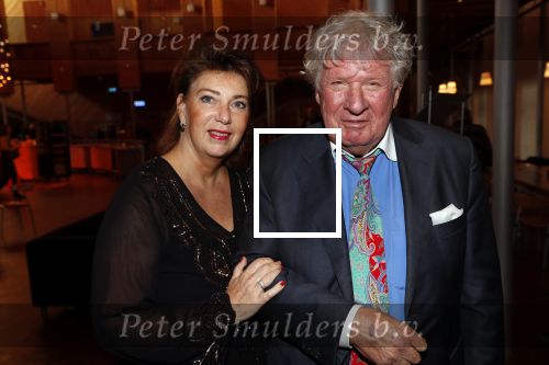 Schiedam 24 november 2019
Premiere show Gerard Cox in theater van Schiedam . Willibrord Frequin met zijn vriendin
