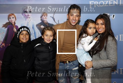Amsterdam 16 november 2019
Premiere Frozen 2 in Tuschinski. Yesser met vrouw en kinderen