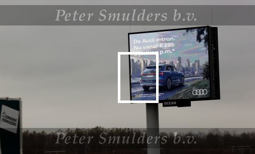 Muiden 27 november 2020
Abri / reclame Audi Etron langs A1