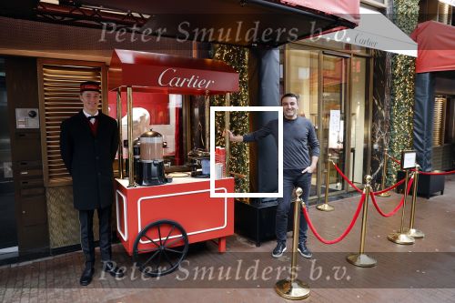 Amsterdam 12 december 2020
De cartier winkel op de pc hooftstraat in kerstsfeer