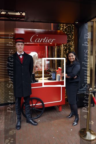 Amsterdam 12 december 2020
De cartier winkel op de pc hooftstraat in kerstsfeer