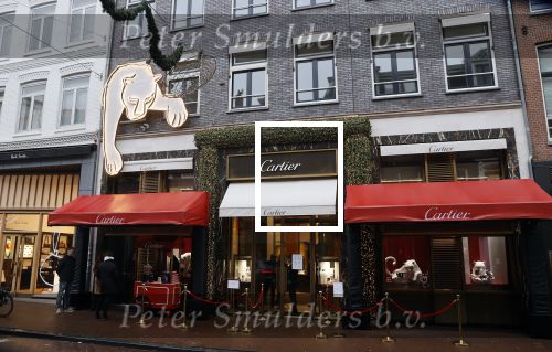 Amsterdam 12 december 2020
De cartier winkel op de pc hooftstraat in kerstsfeer