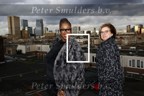Rotterdam 4 december 2020
Interview Cahtherine Keyl met Shirma Rouse . Shirma is ruim 60 kg afgevallen.