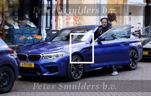 Amsterdam 5 december 2020
Dennis Rugebregt met BMW M5  in Amsterdam zuid.