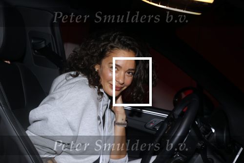 Amsterdam 12 november 2020
Famke Louise presenteert haar nieuwe cd bij Loogman in Amsterdam . Fajah Lourens kwam met haar dochter