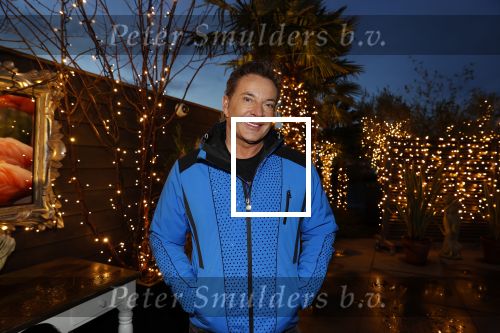 Aalsmeer 18 december 2020
Gerard Joling zijn huis is helemaal versierd met kerstlichtjes en bomen