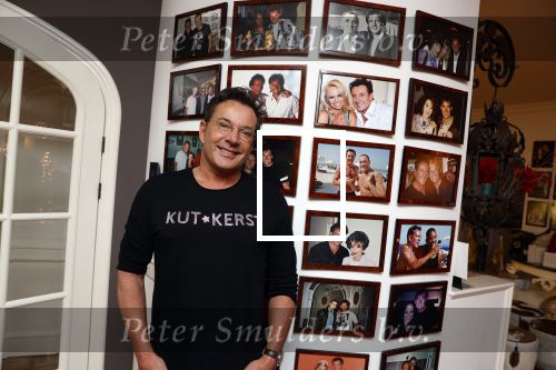 Aalsmeer 18 december 2020
Gerard Joling zijn huis is helemaal versierd met kerstlichtjes en bomen