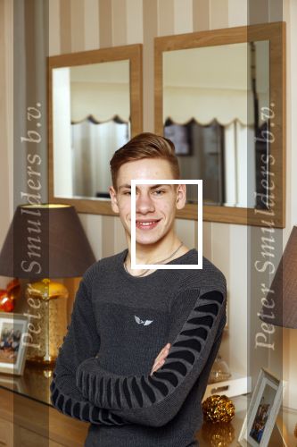 Den Haag 3 december 2020
Gio Zwikker thuis met zijn omaâ€™s