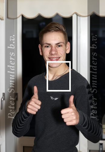 Den Haag 3 december 2020
Gio Zwikker thuis met zijn omaâ€™s