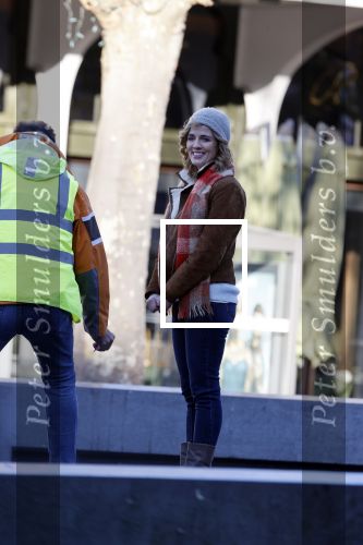 Amsterdam 18 november 2020
Opnames met ilse Warringa op het Rembrandtplein. Menno Kohler doet produktie . Zijn vrouw en zoontje komen even kijken .