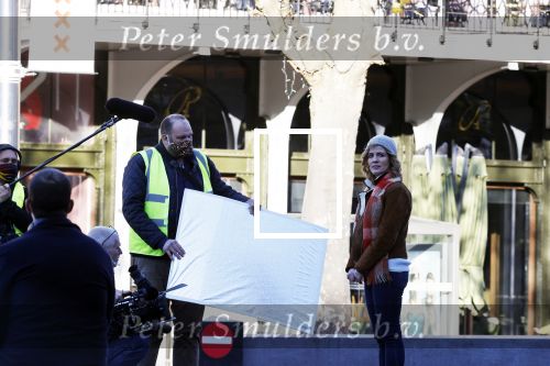 Amsterdam 18 november 2020
Opnames met ilse Warringa op het Rembrandtplein. Menno Kohler doet produktie . Zijn vrouw en zoontje komen even kijken .