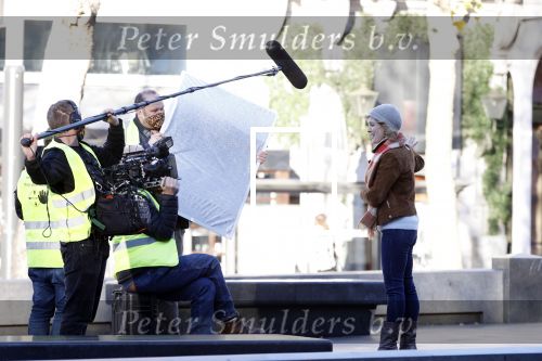 Amsterdam 18 november 2020
Opnames met ilse Warringa op het Rembrandtplein. Menno Kohler doet produktie . Zijn vrouw en zoontje komen even kijken .