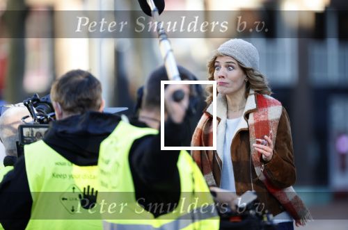 Amsterdam 18 november 2020
Opnames met ilse Warringa op het Rembrandtplein. Menno Kohler doet produktie . Zijn vrouw en zoontje komen even kijken .