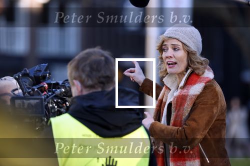 Amsterdam 18 november 2020
Opnames met ilse Warringa op het Rembrandtplein. Menno Kohler doet produktie . Zijn vrouw en zoontje komen even kijken .
