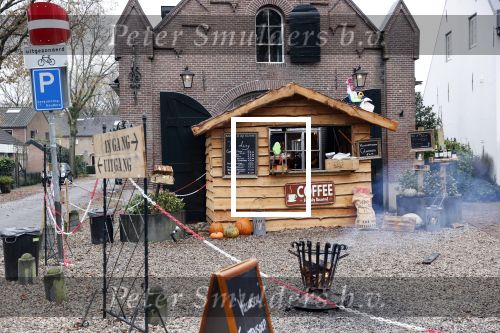 Lage Vuursche 3 december 2020
Het graf van Prins Friso op de begraafplaats in Lage Vuursche naatt kasteel Drakesteyn waar Prinses Beatrix woont