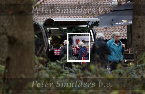 Lage Vuursche 3 december 2020
Het graf van Prins Friso op de begraafplaats in Lage Vuursche naatt kasteel Drakesteyn waar Prinses Beatrix woont