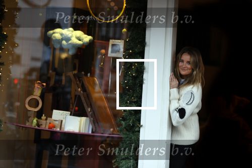 Amsterdam 24 november 2020
Lieke v Lexmond en Jetteke v Lexmond  openen hun winkel