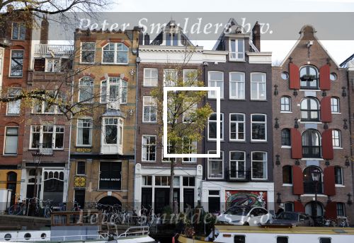 Amsterdam 22 november 2020
Huis/ appartement van Mark v Eeuwen in dit grachtenpand