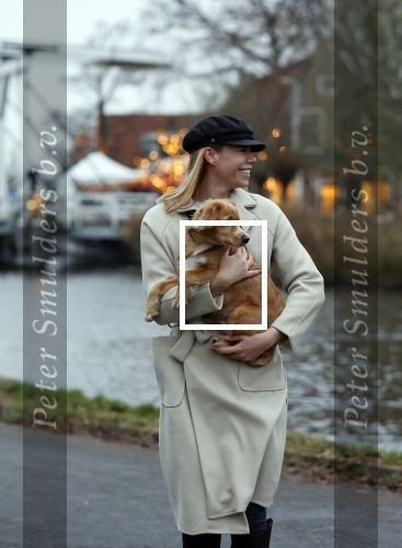 Ouderkerk aan de Amstel 11 december 2020
Nicolette Kluijver met haar man en hun nieuwe puppy.