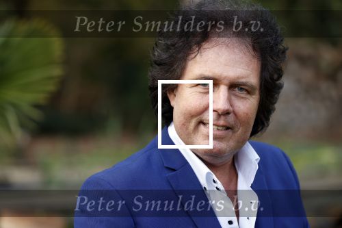 Holten 9 november 2020
Rene Le Blanc tekent een kontrakt bij Edwin en Coen v Hoevelaak. Hij kwam samen met zijn vriendin.