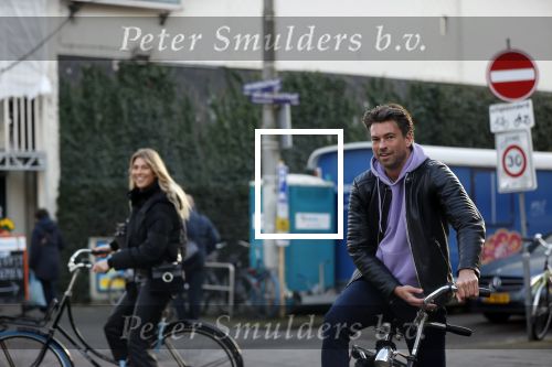 Amsterdam 22 november 2020
Rick Brandsteder komt en vriendin tegen in Amsterdam zuid
