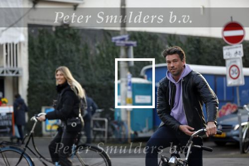 Amsterdam 22 november 2020
Rick Brandsteder komt en vriendin tegen in Amsterdam zuid