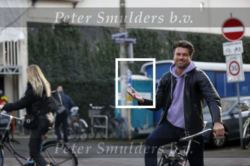 Amsterdam 22 november 2020
Rick Brandsteder komt en vriendin tegen in Amsterdam zuid
