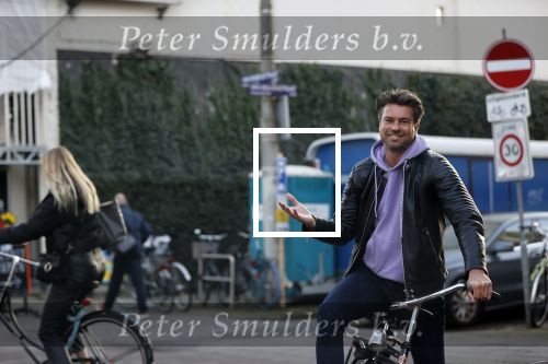 Amsterdam 22 november 2020
Rick Brandsteder komt en vriendin tegen in Amsterdam zuid