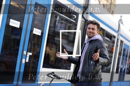Amsterdam 22 november 2020
Rick Brandsteder komt en vriendin tegen in Amsterdam zuid