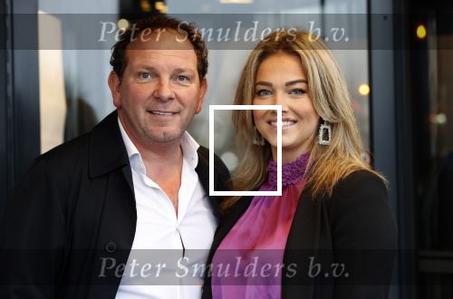Vinkeveen 12 december 2020
Robert leroy vertrekt bij the Harbour Club in Vinkeveen met zijn vriendin Jaimie de Boer en zijn kinderen.