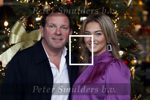 Vinkeveen 12 december 2020
Robert leroy vertrekt bij the Harbour Club in Vinkeveen met zijn vriendin Jaimie de Boer en zijn kinderen.
