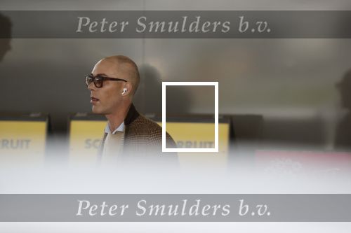 Den Haag Schiphol en Hilversum
Frank Jansen en zijn partneer Rogier Smit rijden van hun huis in Den Haag naar RTL in Hilversum waar ze een gesprek hebben met Peter v d Vorst van RTL