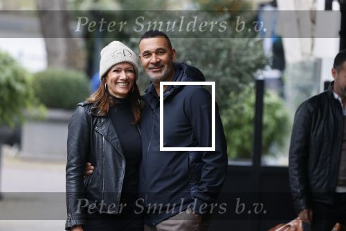 Amsterdam 13 november 2020
Ruud Gullit met zijn vriendin Karin de Rooij