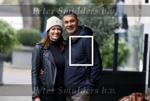 Amsterdam 13 november 2020
Ruud Gullit met zijn vriendin Karin de Rooij