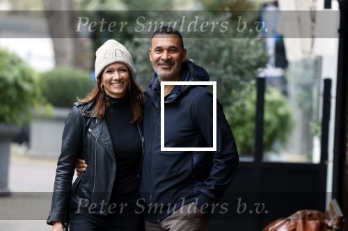 Amsterdam 13 november 2020
Ruud Gullit met zijn vriendin Karin de Rooij