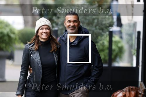 Amsterdam 13 november 2020
Ruud Gullit met zijn vriendin Karin de Rooij