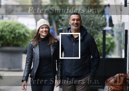 Amsterdam 13 november 2020
Ruud Gullit met zijn vriendin Karin de Rooij