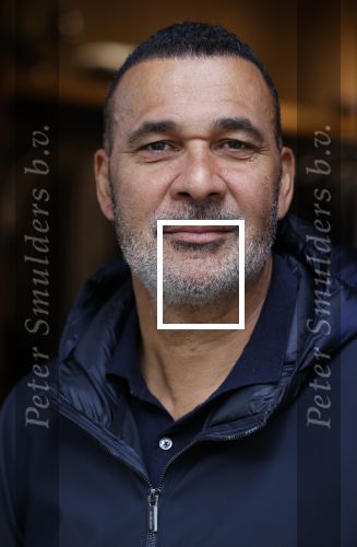 Amsterdam 13 november 2020
Ruud Gullit met zijn vriendin Karin de Rooij