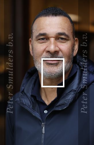 Amsterdam 13 november 2020
Ruud Gullit met zijn vriendin Karin de Rooij