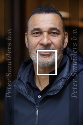 Amsterdam 13 november 2020
Ruud Gullit met zijn vriendin Karin de Rooij