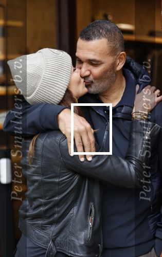 Amsterdam 13 november 2020
Ruud Gullit met zijn vriendin Karin de Rooij