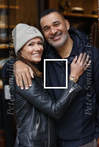 Amsterdam 13 november 2020
Ruud Gullit met zijn vriendin Karin de Rooij