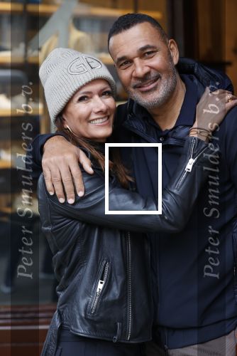 Amsterdam 13 november 2020
Ruud Gullit met zijn vriendin Karin de Rooij