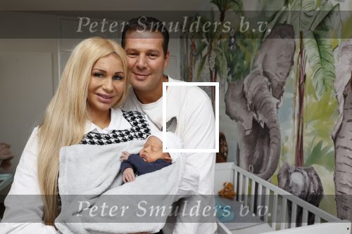 Scheveningen 20 november 2020
Samantha de Jong met haar vriend Gerrit en hun baby Djamino in hun huis .  dochter Gerrit